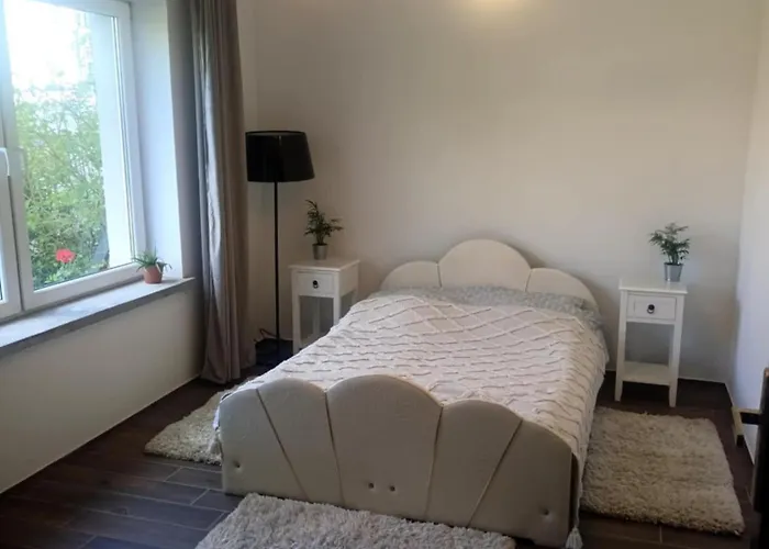 Czerwone Drzwi アパート グディニャ